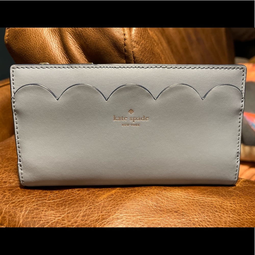 Brand New: Kate Spade Braylon Scalloped Magnolia Wallet - “Morning Sky”